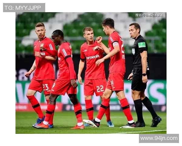 赫尔蒙德迎战FC埃因霍温两队争夺关键三分的精彩对决