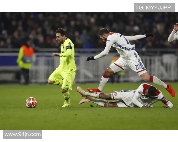 里昂对阵巴萨精彩直播全程回顾与赛后分析