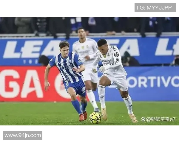 雷霆队在与皇马的激烈对决中意外落败引发球迷热议 雷霆队在与皇马的激烈对决中意外落败引发球迷热议