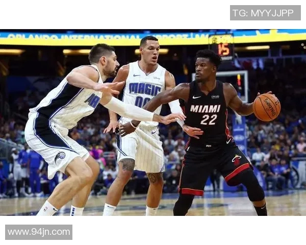 魔术与热火历史交锋回顾及比分分析探讨